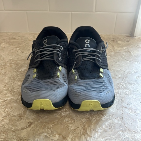 On Running Sneakers in Gray and Yellow - Picture 2 of 8